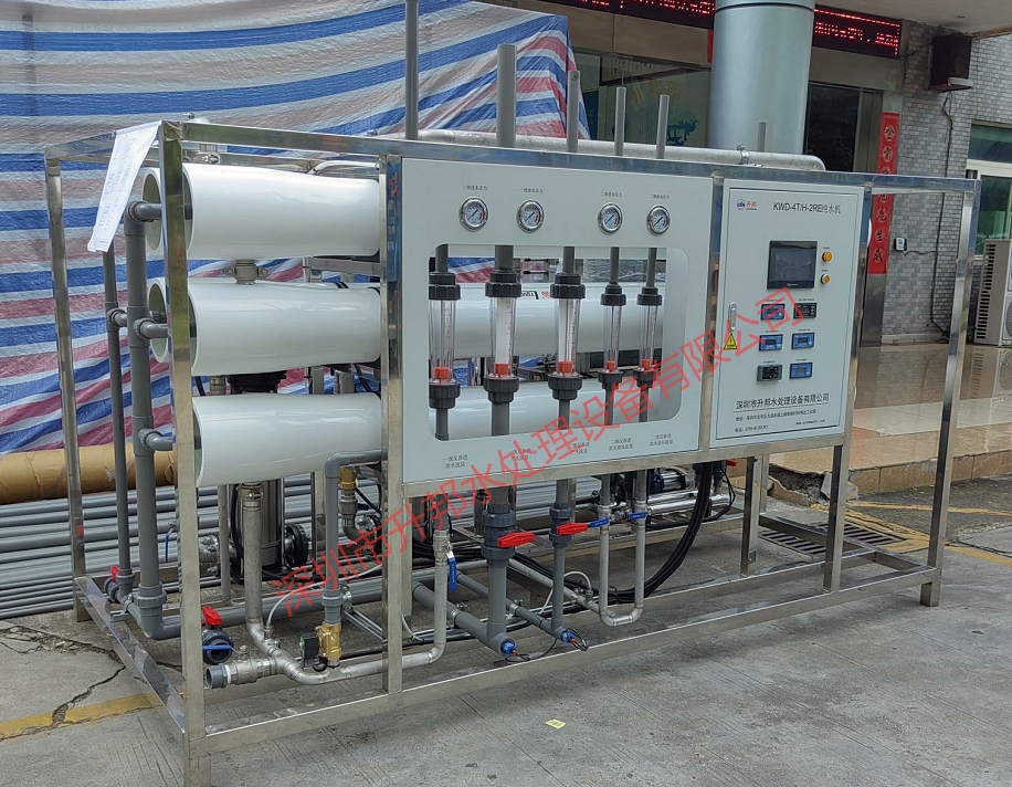  深圳宝安纯化水机设备由什么架构组成的呢？